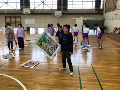 人権委員会_カルタ_平岡 邦子_カルタ完成_9